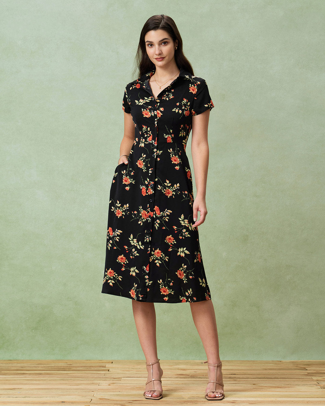 Glória - Vestido Midi Negro Floral