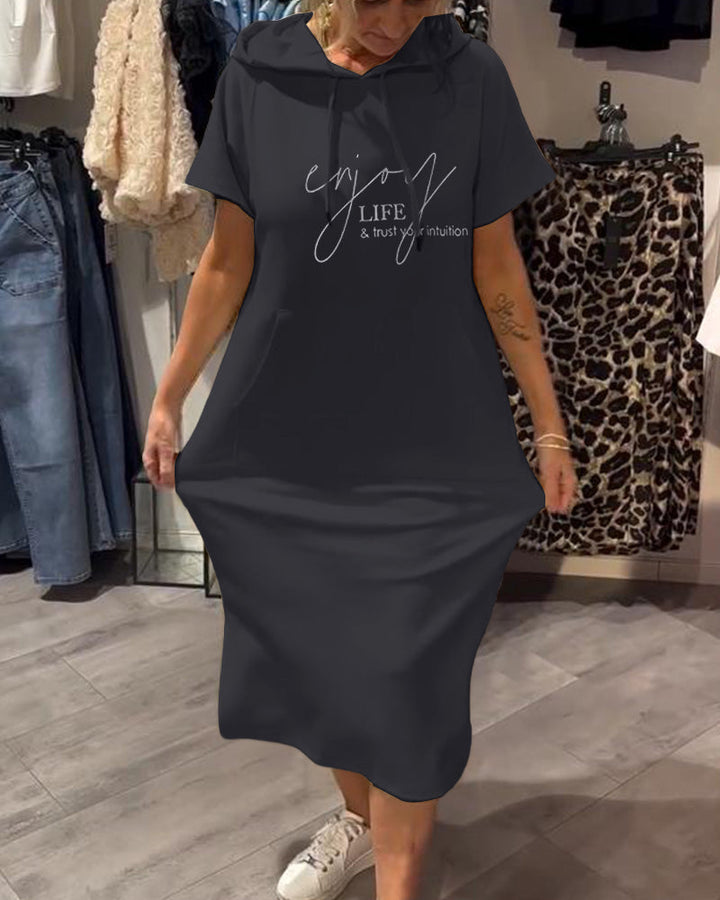 Sásquia - Vestido casual con capucha