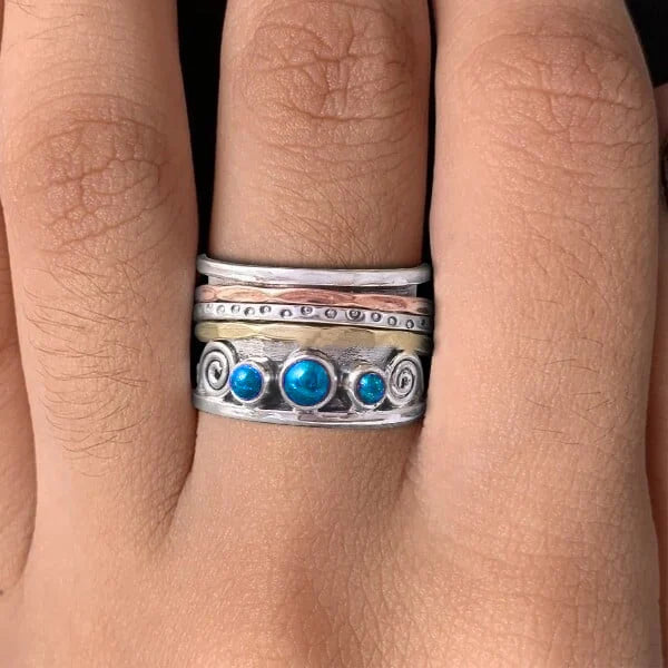 Anillo de Meditación con Zafiro Bohemio