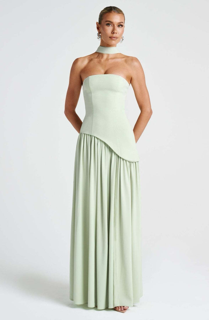 Beatriz - Vestido Largo Sofisticado