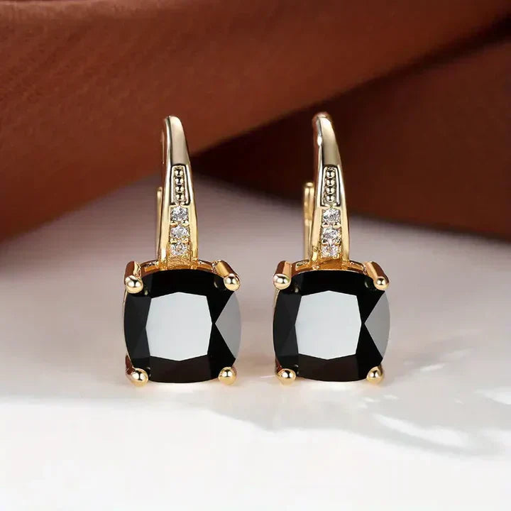 Pendientes Hoop Dorados con Piedras Misteriosas