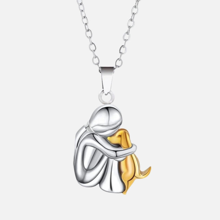 Collar de Abrazo con Medallón