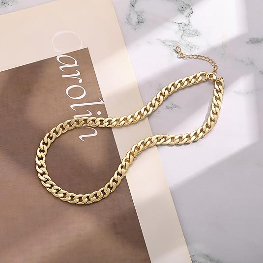 Collar Cubano con Cadenas Gruesas en Dorado