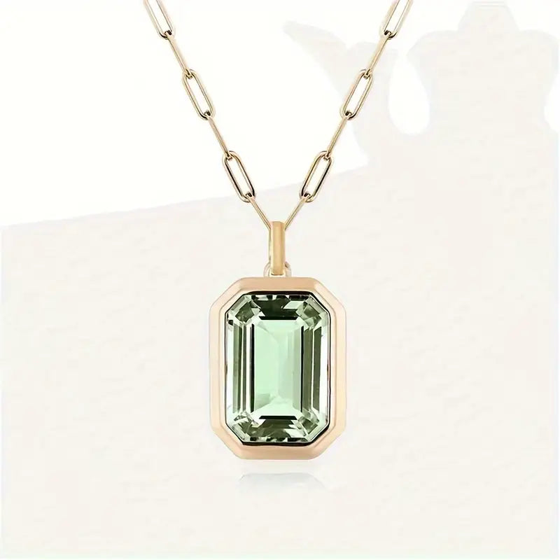Collar Sofía con Piedra Esmeralda