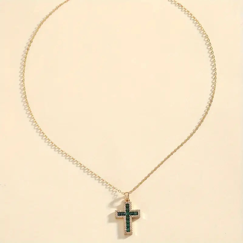 Collar de oro con cruz de esmeralda