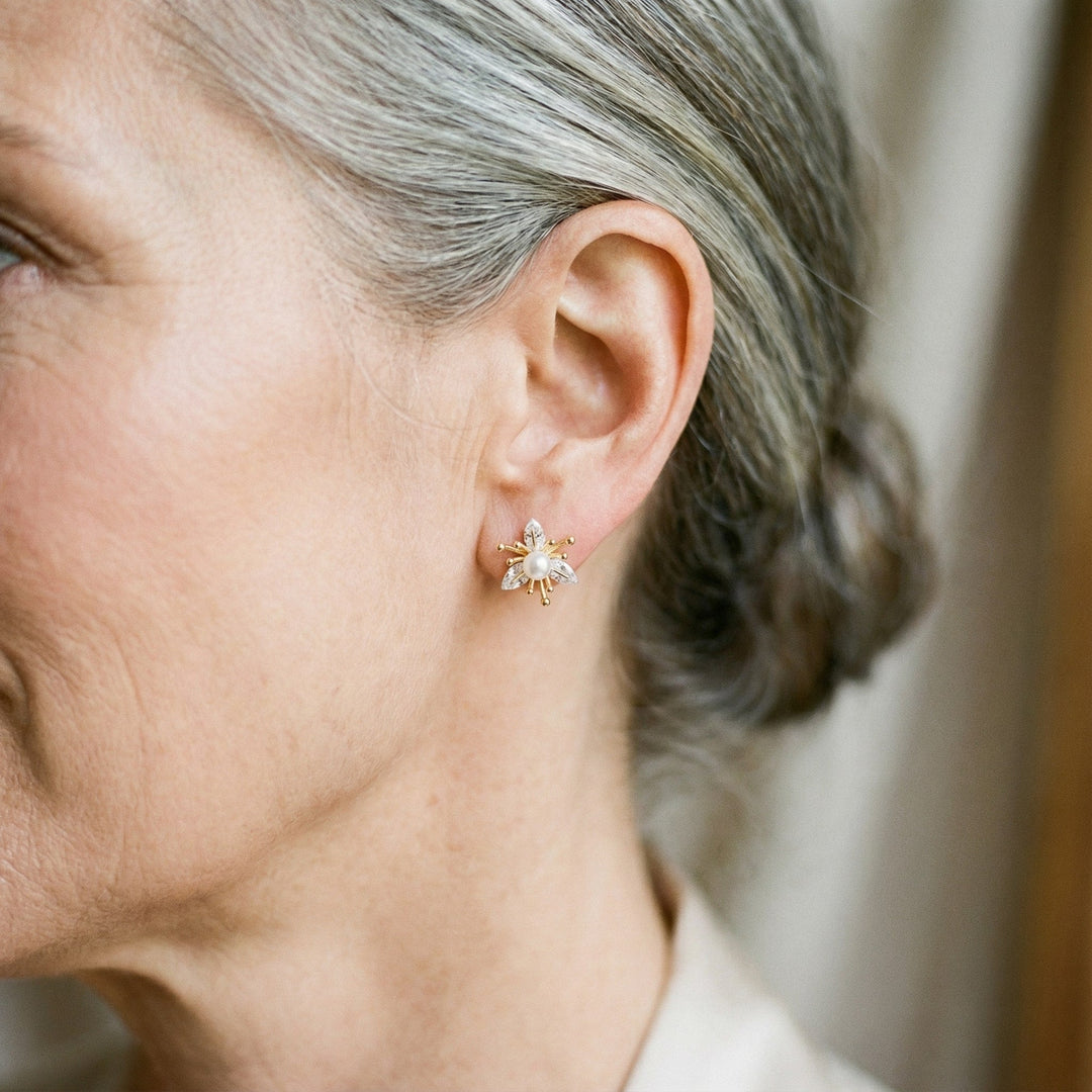 Pendientes Colgantes de Flor con Cristales y Perlas