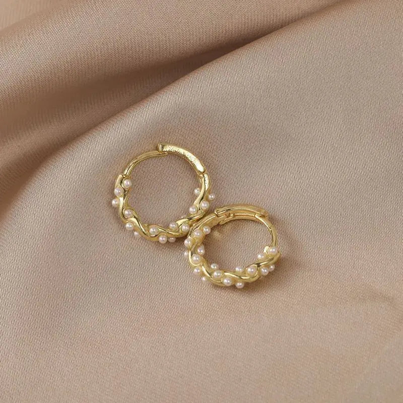 Pendientes Colgantes de Perla Redonda
