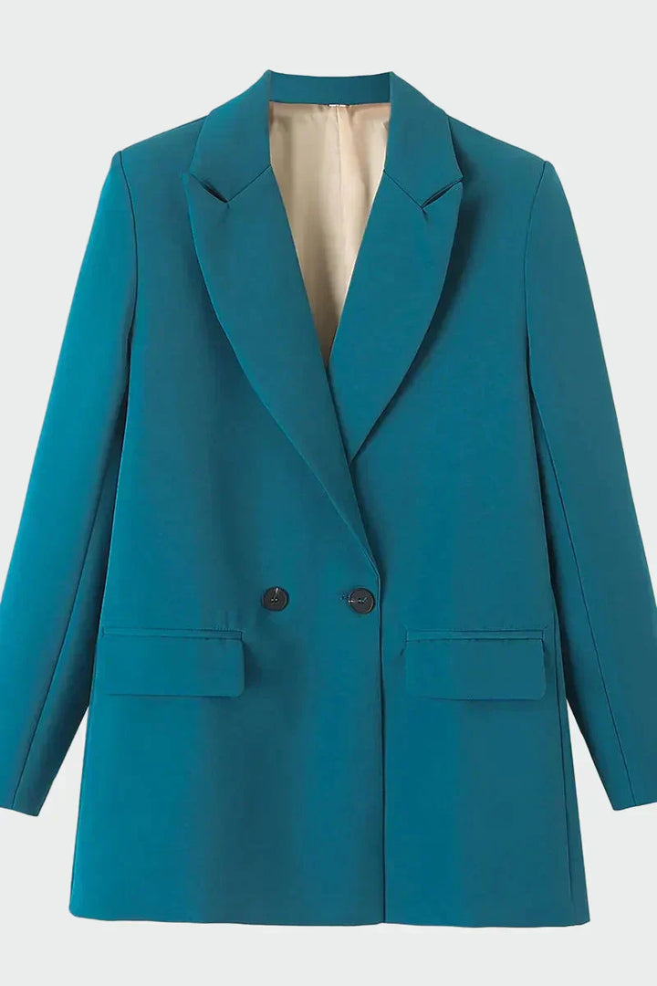 Abrigo Oversized con Línea Moderna