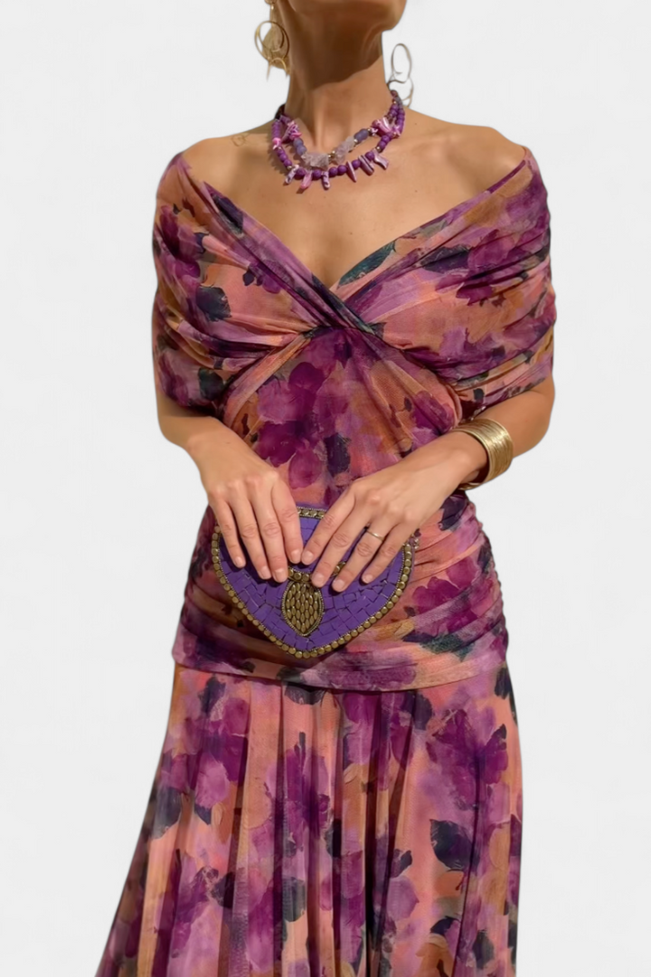 Luana - Vestido elegante con escote en V