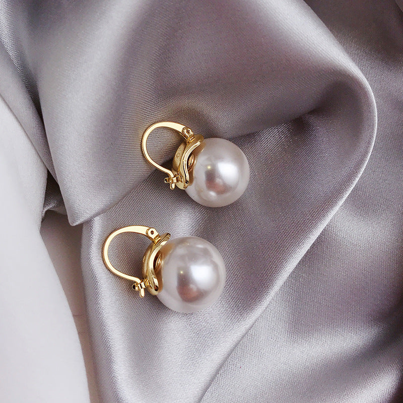 Pendientes Gruesos con Margaritas en Oro