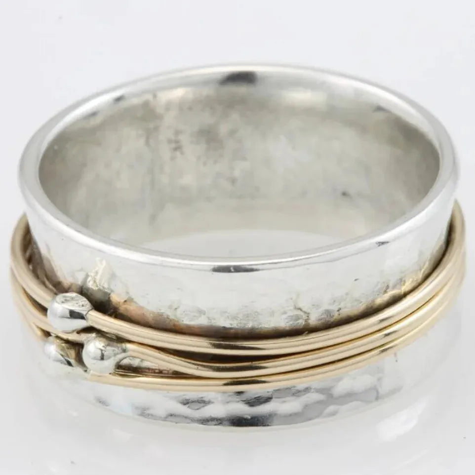 Anillo Vintage de Oro con Capas en Plata