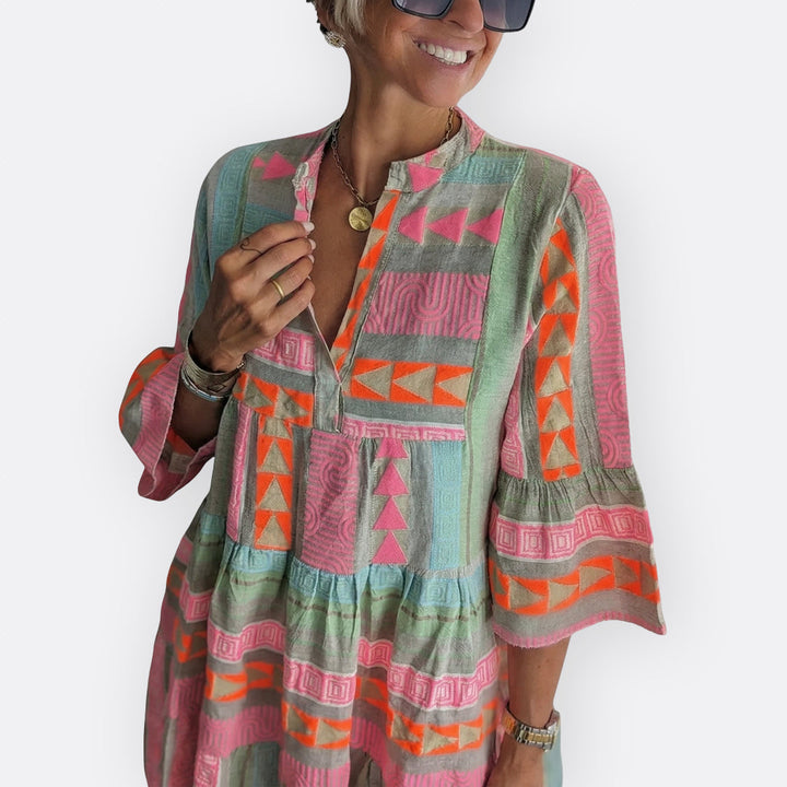 Madalena - Vestido Boho de Capas con Corte Fluido